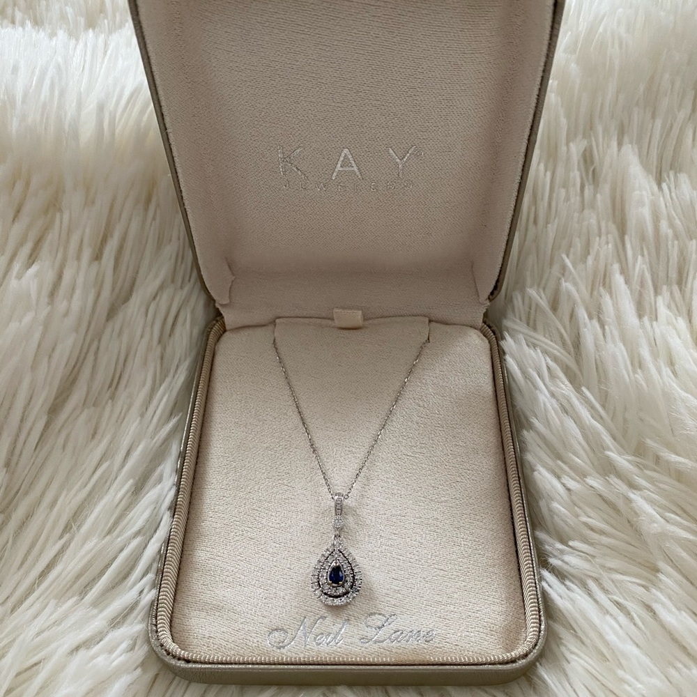 Neil Lane Halo Sapphire Diamond necklace